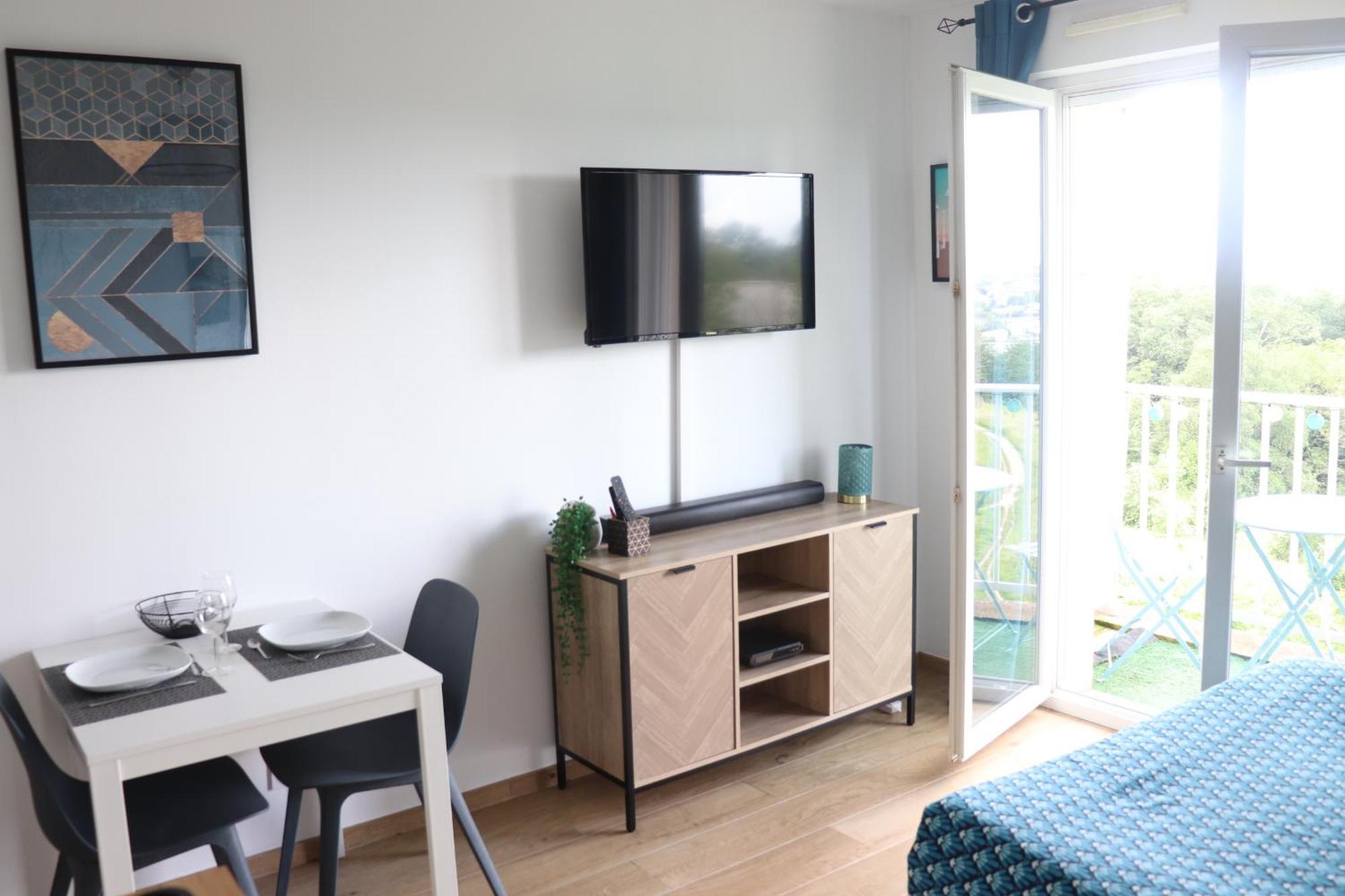 Le Panoramique - Parking, Tram A, Netflix Cenon Exterior foto