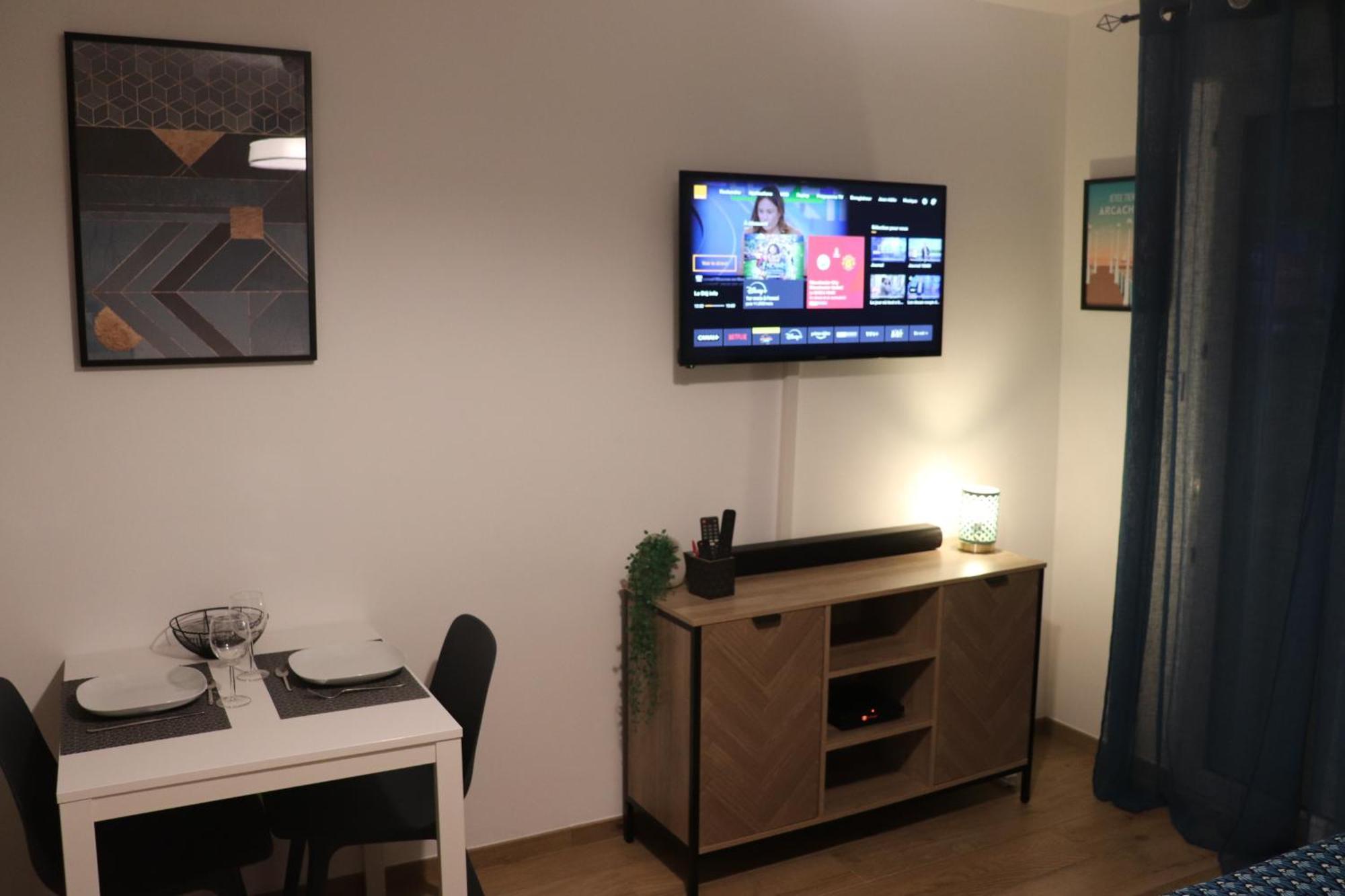 Le Panoramique - Parking, Tram A, Netflix Cenon Exterior foto